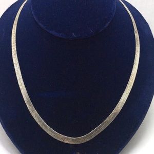 Herringbone Chain Necklace silver tone.💲15